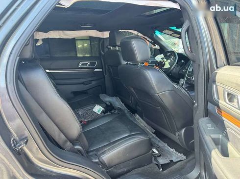 Ford Explorer 2017 - фото 12