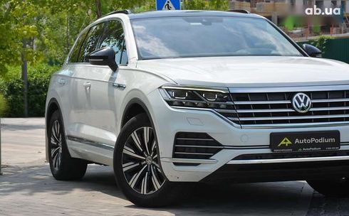 Volkswagen Touareg 2019 - фото 2