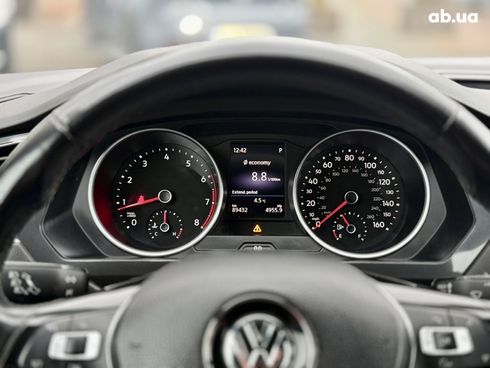 Volkswagen Tiguan 2018 черный - фото 14