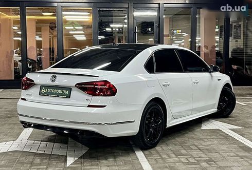 Volkswagen Passat 2018 - фото 11