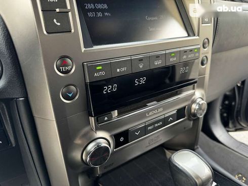 Lexus GX 2019 - фото 28