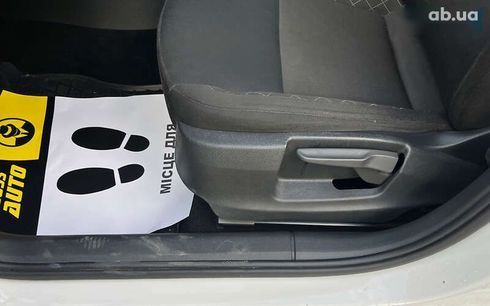 Skoda Octavia 2019 - фото 19