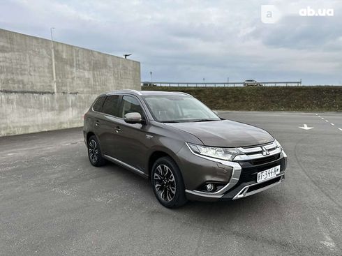 Mitsubishi Outlander 2015 - фото 7