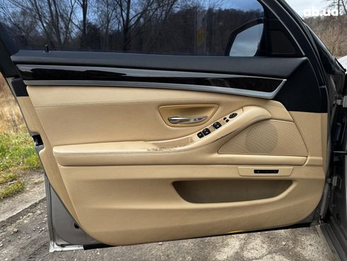 BMW 5 серия 2013 серый - фото 37