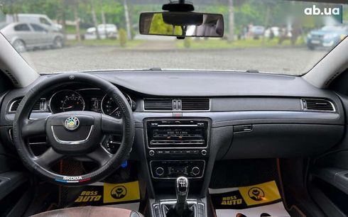 Skoda Superb 2012 - фото 18