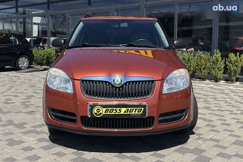 Skoda Fabia 2009 - фото 2