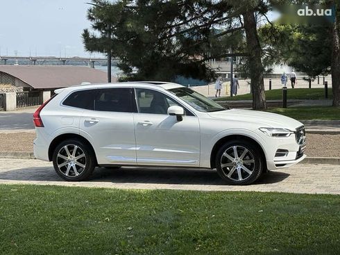 Volvo XC60 2020 - фото 14