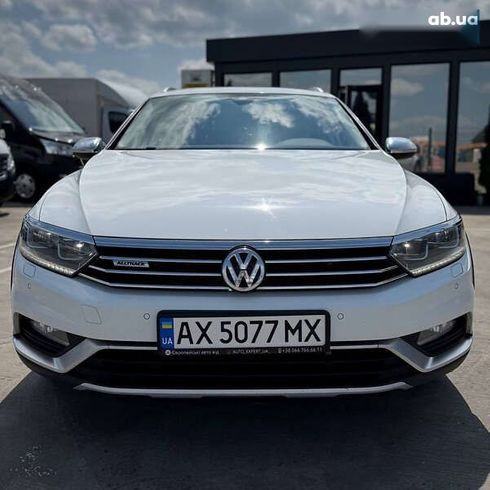 Volkswagen passat alltrack 2018 - фото 8