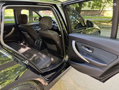 BMW 3 серия 2017 черный - фото 19