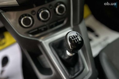 Ford Focus 2011 - фото 19