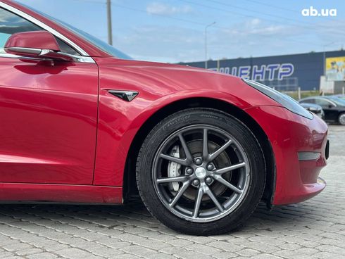 Tesla Model 3 2019 красный - фото 13
