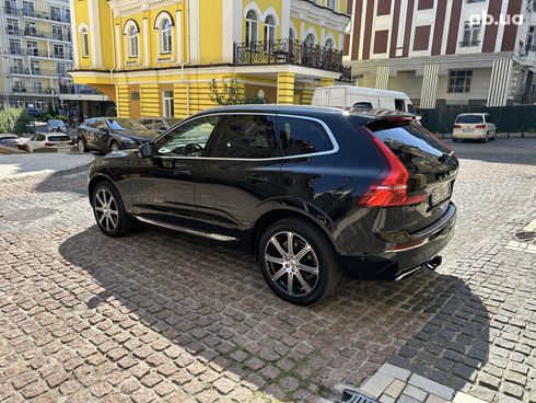 Volvo XC60 2020 черный - фото 3