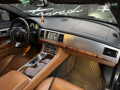 Jaguar XF 2014 - фото 21