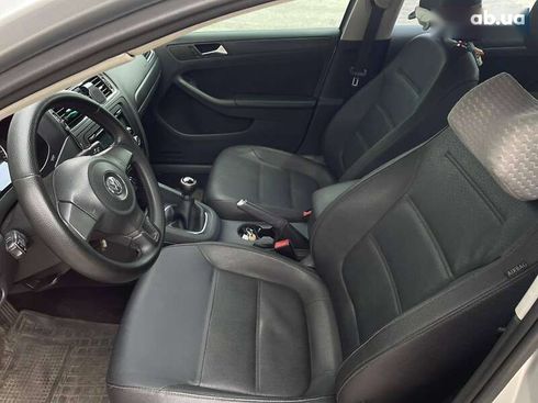 Volkswagen Jetta 2012 - фото 12