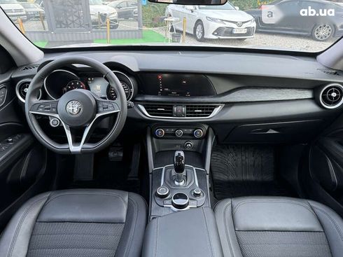 Alfa Romeo Stelvio 2019 - фото 30