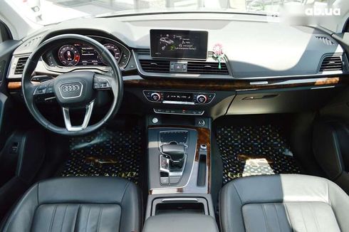 Audi Q5 2017 - фото 30
