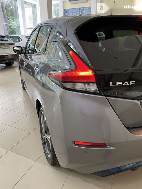 Nissan Leaf 2018 - фото 24