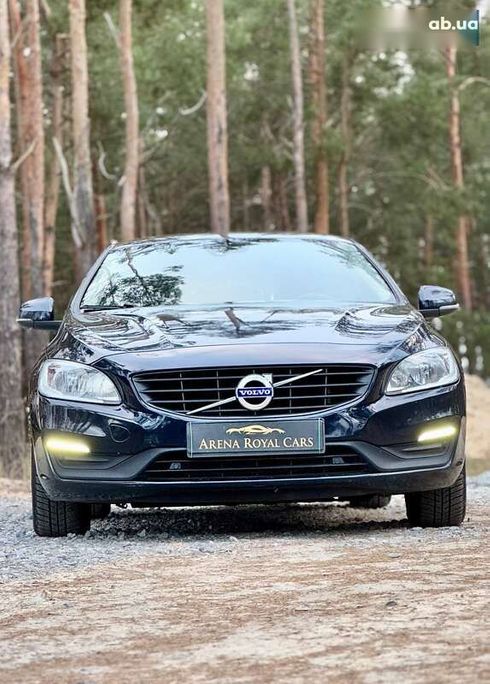 Volvo V60 2017 - фото 9