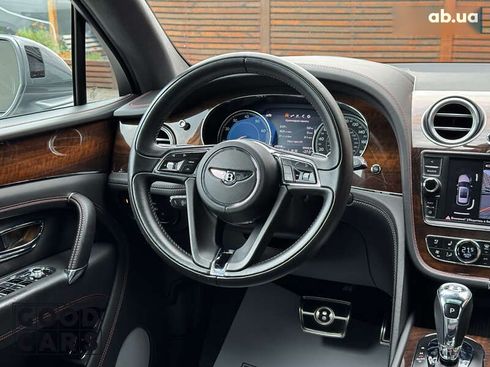 Bentley Bentayga 2017 - фото 24