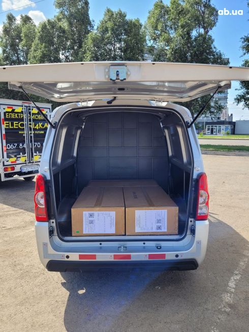 Wuling Electric Mini Cargo Van 2024 - фото 6