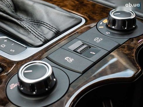 Volkswagen Touareg 2012 - фото 16