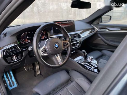 BMW 5 серия 2022 - фото 23