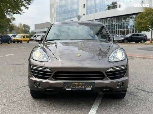 Porsche Cayenne 2011 - фото 2