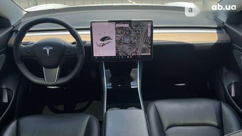 Tesla Model 3 2020 - фото 22