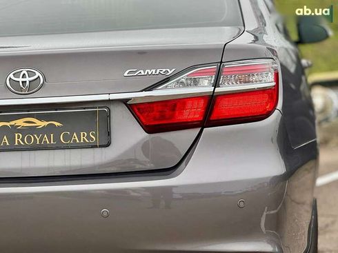 Toyota Camry 2017 - фото 12
