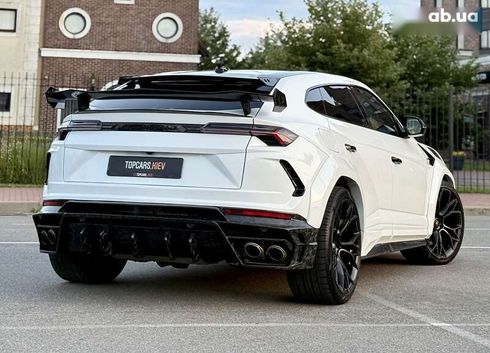 Lamborghini Urus 2022 - фото 26