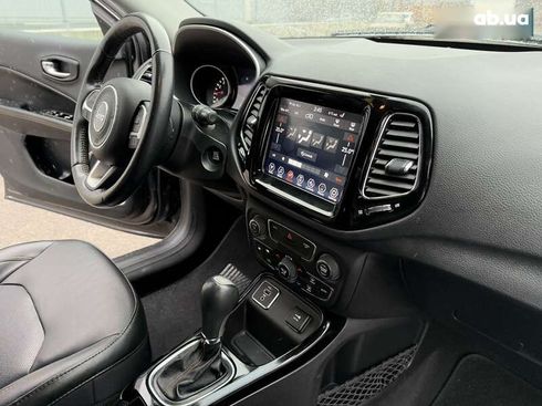 Jeep Compass 2019 - фото 23