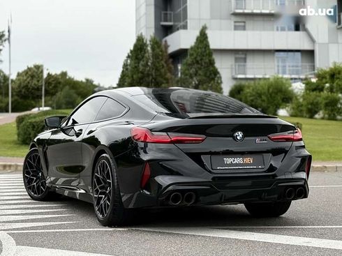 BMW M8 2023 - фото 12