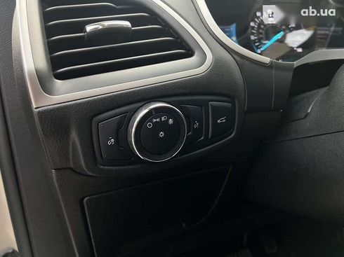 Ford Edge 2017 - фото 26