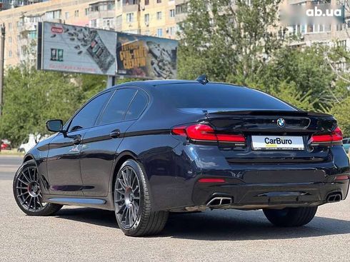 BMW 5 серия 2021 - фото 13
