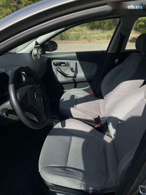 SEAT Cordoba 2003 - фото 9