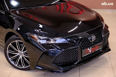Toyota Avalon 2019 черный - фото 3