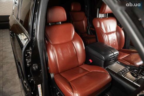 Lexus LX 2015 - фото 27