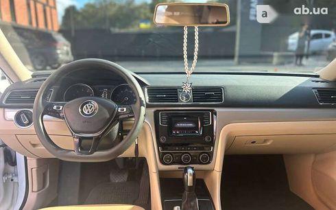 Volkswagen Passat 2017 - фото 19