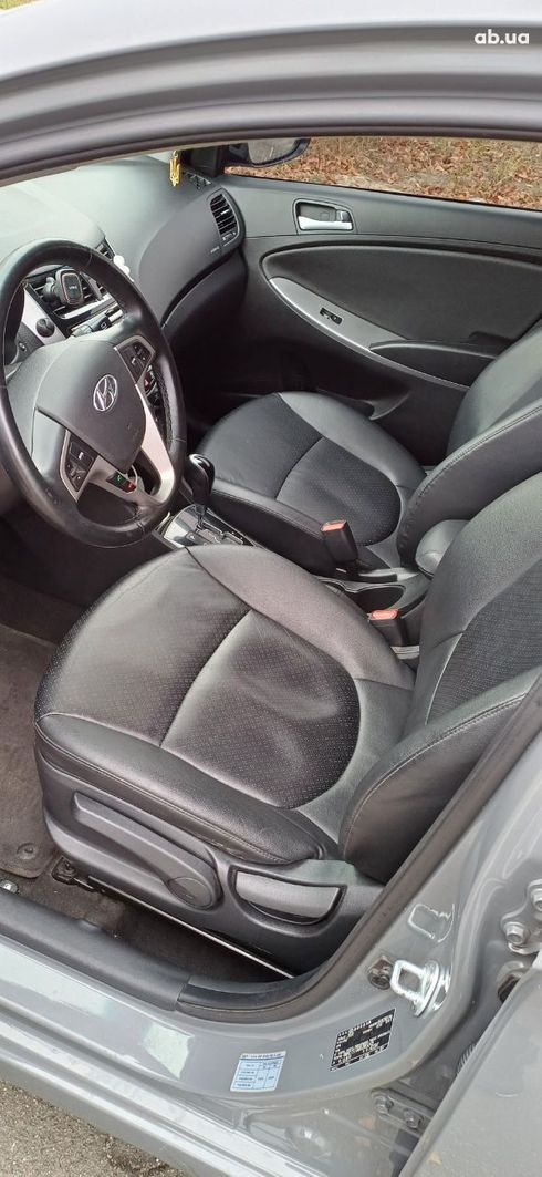 Hyundai Accent 2018 - фото 12