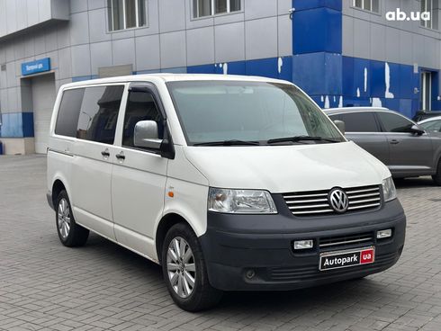 Volkswagen Transporter 2004 белый - фото 3