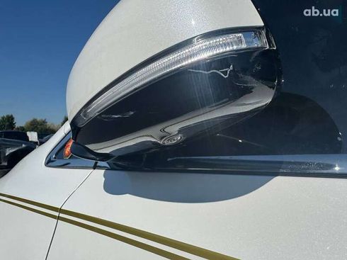 Kia Carnival 2017 - фото 7
