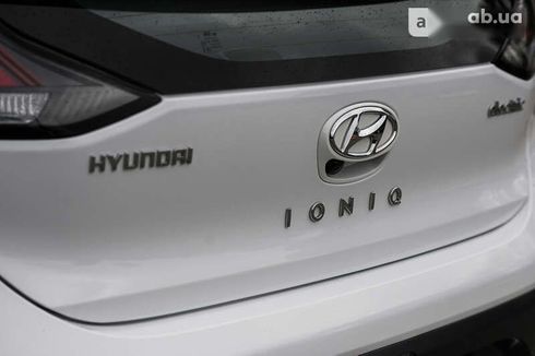Hyundai Ioniq 2021 - фото 12