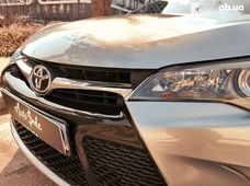 Продаж вживаних Toyota Camry 2016 року - купити на Автобазарі
