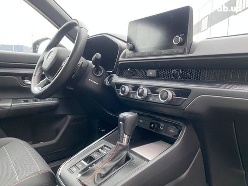 Honda CR-V 2023 серый - фото 9