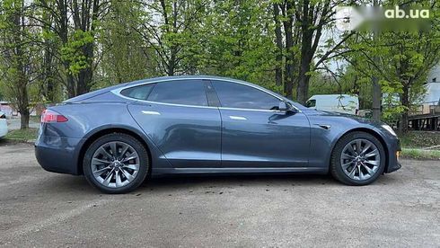 Tesla Model S 2019 - фото 10