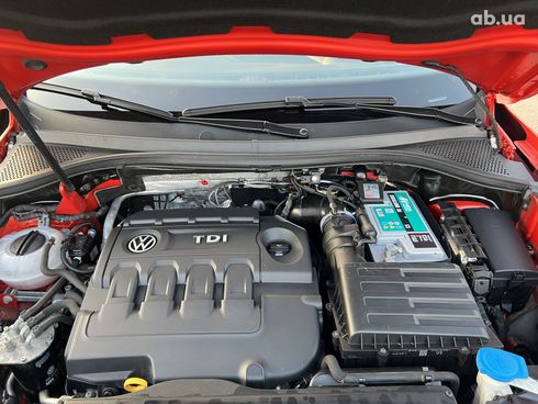Volkswagen Tiguan 2017 оранжевый - фото 13