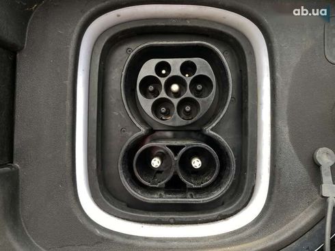 Hyundai Kona Electric 2022 - фото 21