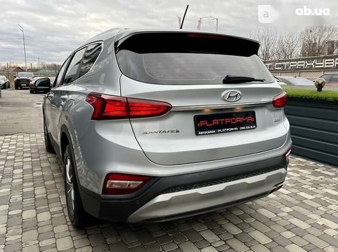 Hyundai Santa Fe 2018 - фото 8