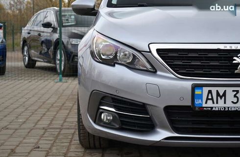 Peugeot 308 2019 - фото 10