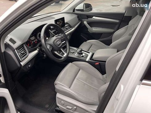 Audi Q5 2017 - фото 15